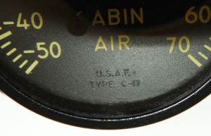 米空軍の輸送機 （？） 用の温度計 （ＵＳＡＦ）